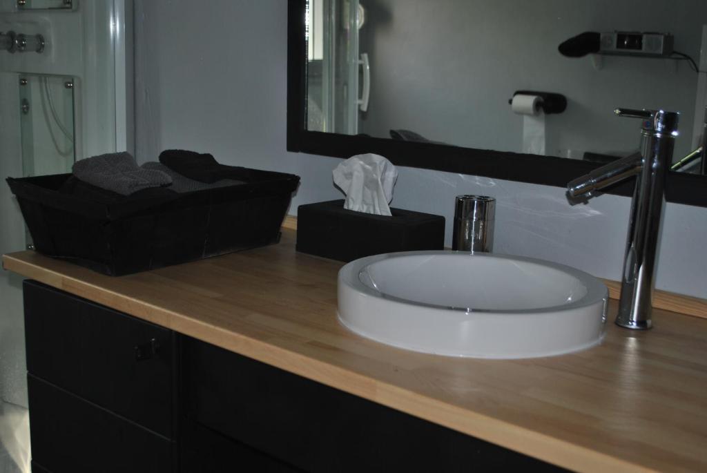 Chambres D'Hotes La Tribu Quevreville-la-Poterie ห้อง รูปภาพ